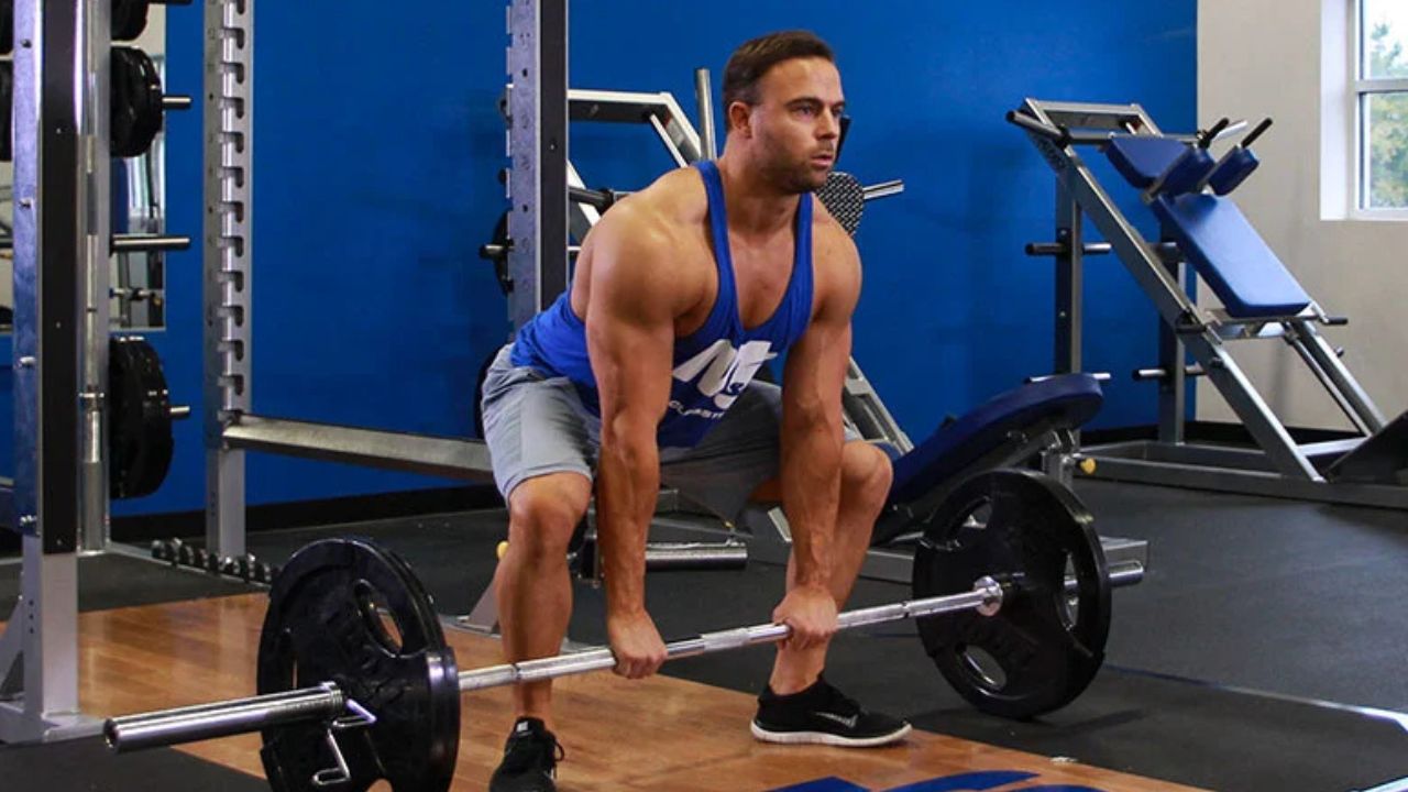 Lower back pain after deadlifts - technique and tips 